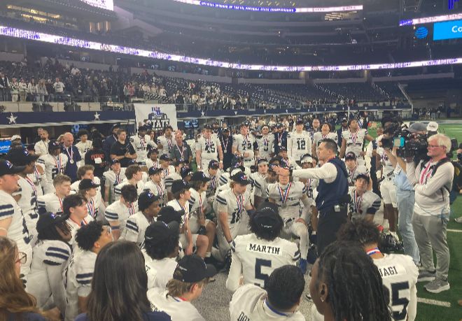 Lone Star Football Finishes Season as State Runner-Up